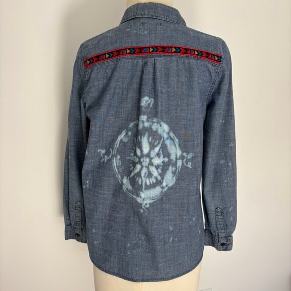 Upcyled reimagined bleach dyed chambray shirt - Picture 1 of 12